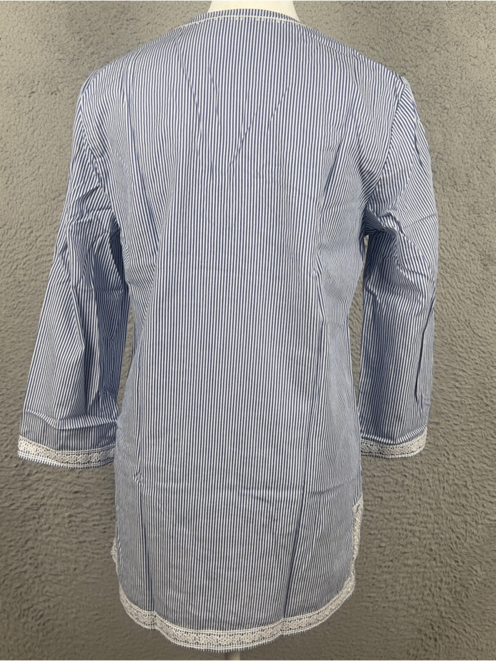 J McLaughlin Top Women Small Blue White Striped Embroidered Tunic Preppy Casual - Picture 3 of 8